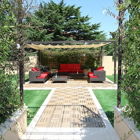 Unahotels Villa Dei Platani Foligno Eksteriør bilde