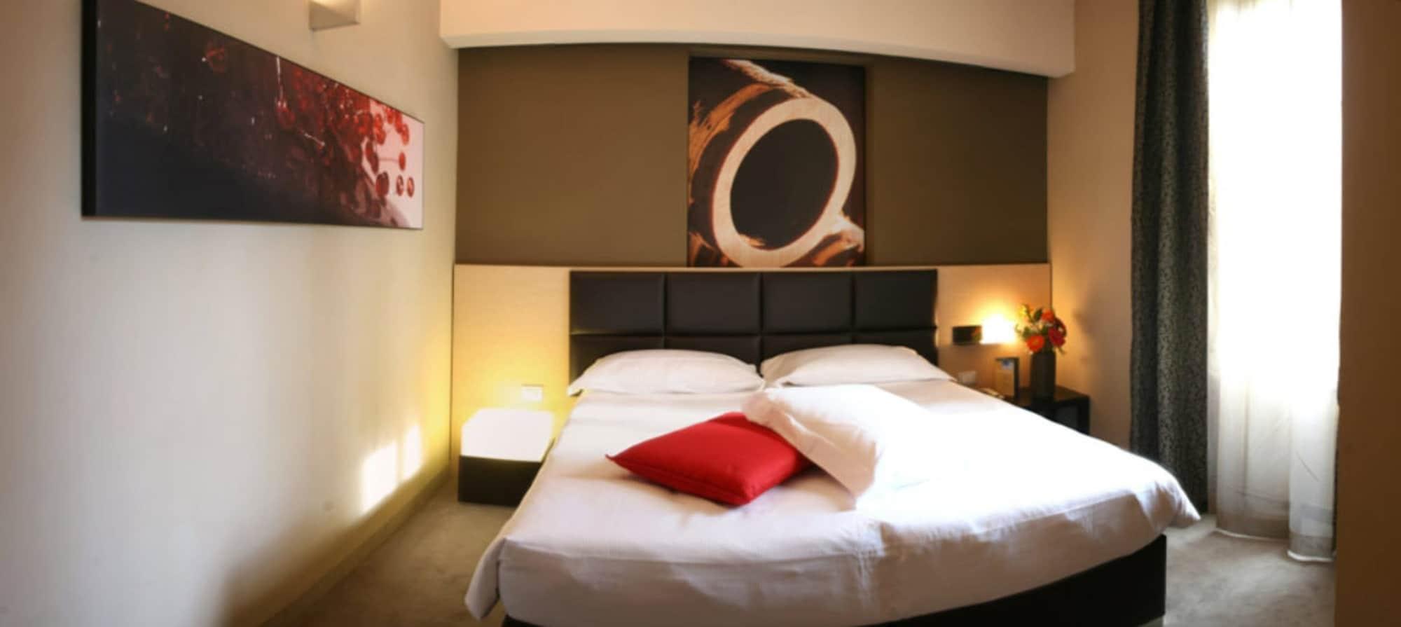 Unahotels Villa Dei Platani Foligno Eksteriør bilde
